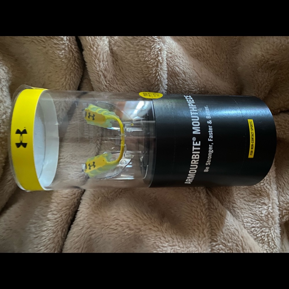 UNDER AMOUR MOUTH PIECE